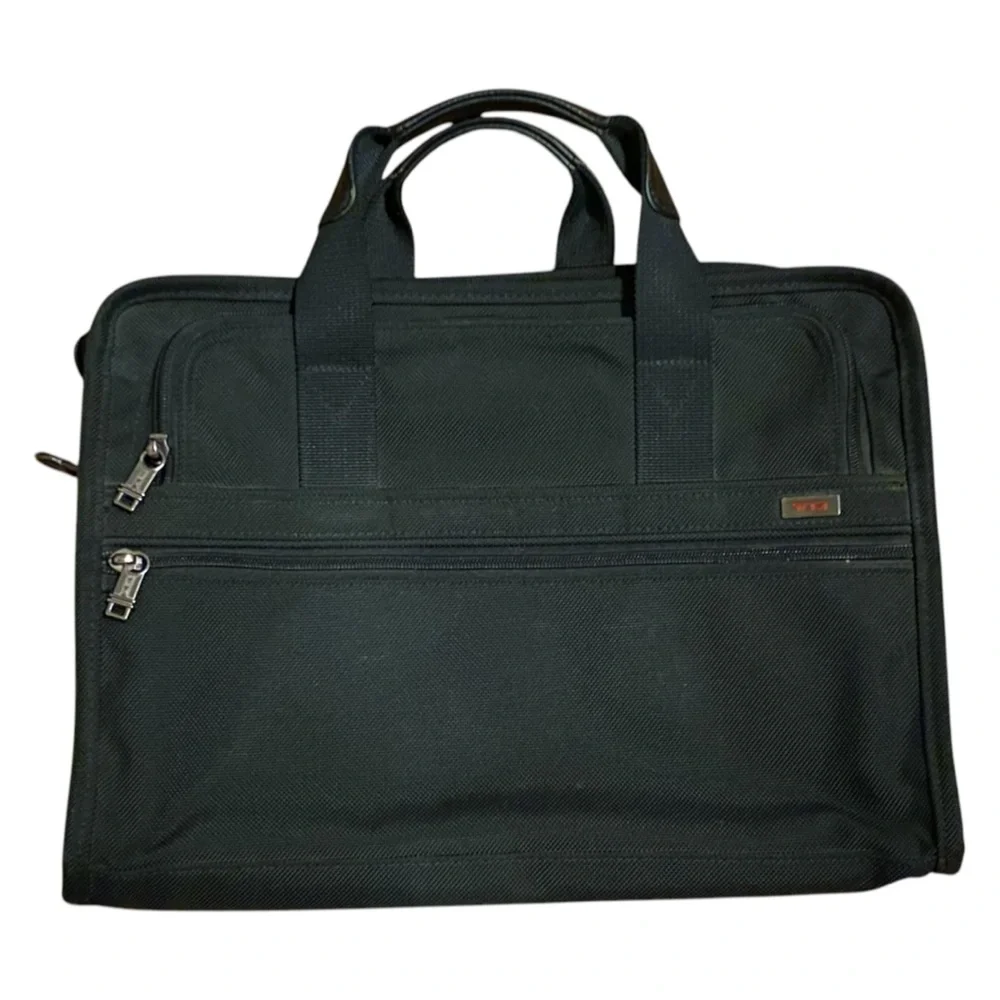 TUMI Black Business Bag 26001D4 Authentic Briefcase Laptop Carrier Luggage